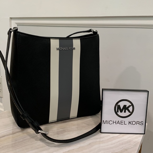 Michael Kors Handbags - Michael Kors Stripe Crossgrain Crossbody EUC